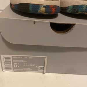 Previously worn Nike Air Force 1 LV8 - White/Multi Color